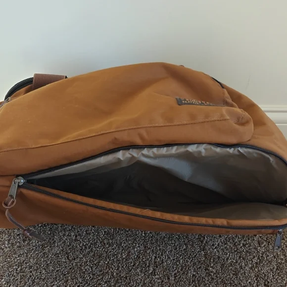 Filson Dryden Duffel Pack - Whiskey - Picture 11 of 12